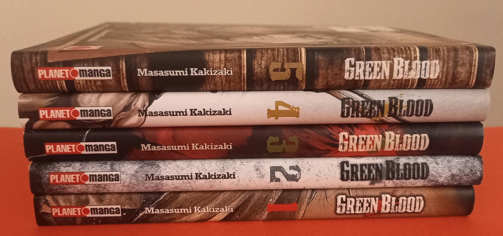 GREEN BLOOD 1/2/3/4/5 SERIE COMPLETA con SOVRACCOPERTA - Planet Manga bestiarius