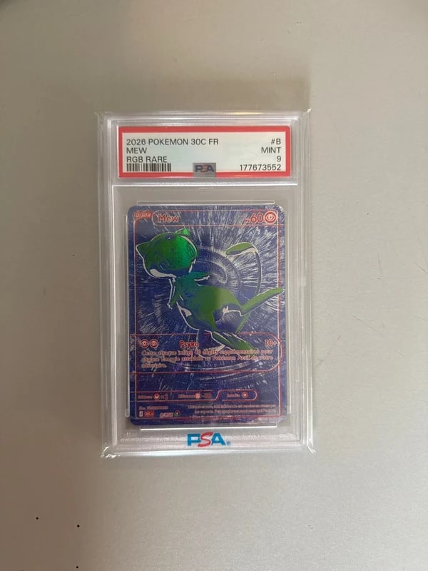 Carte Pokémon Mew RGB PSA 9