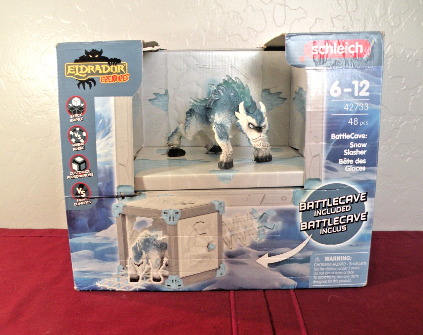 Battle Cave Snow Slasher Schleich 42733 Complete opened damaged box