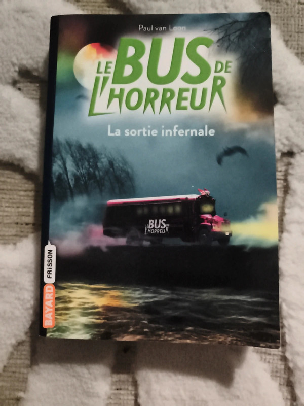 Livre enfant le bus de l'horreur
