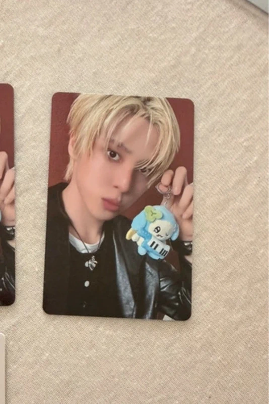 Yunho photocard