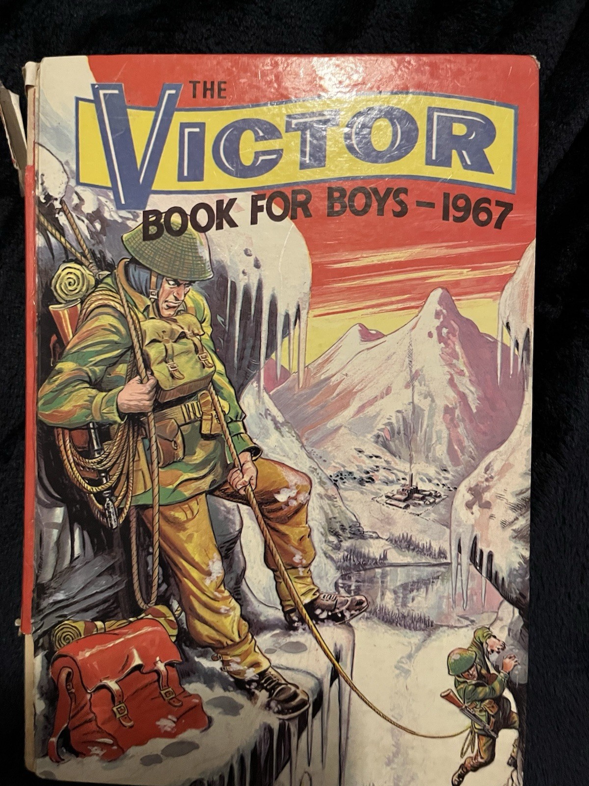 Victor Book For Boys 1967 Annual Acceptable Condition
