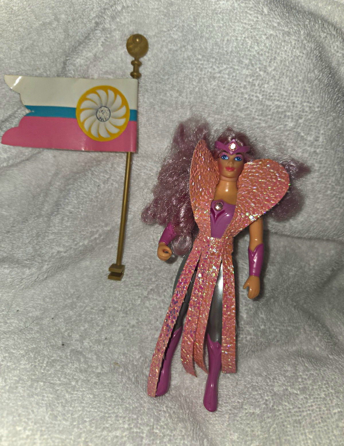 Glimmer And Flag