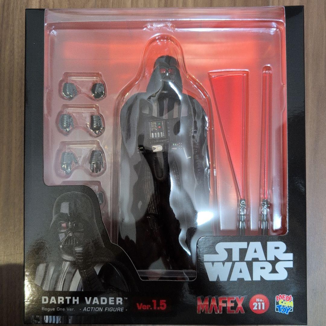 [ unopened] MAFEX No.211 Darth Vader Rogue One