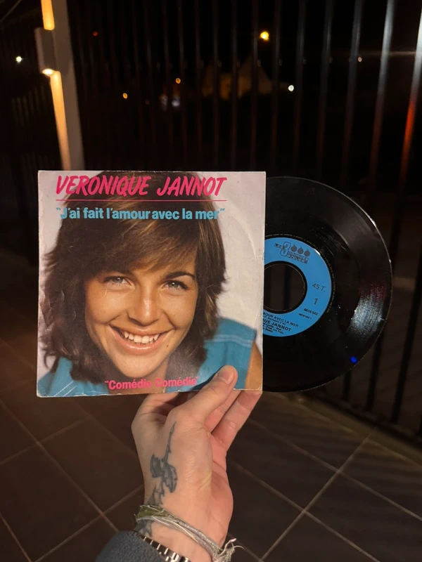 Vinyle vintage Véronique Jannot – J’ai fait l’amour avec la mer - 45 tours