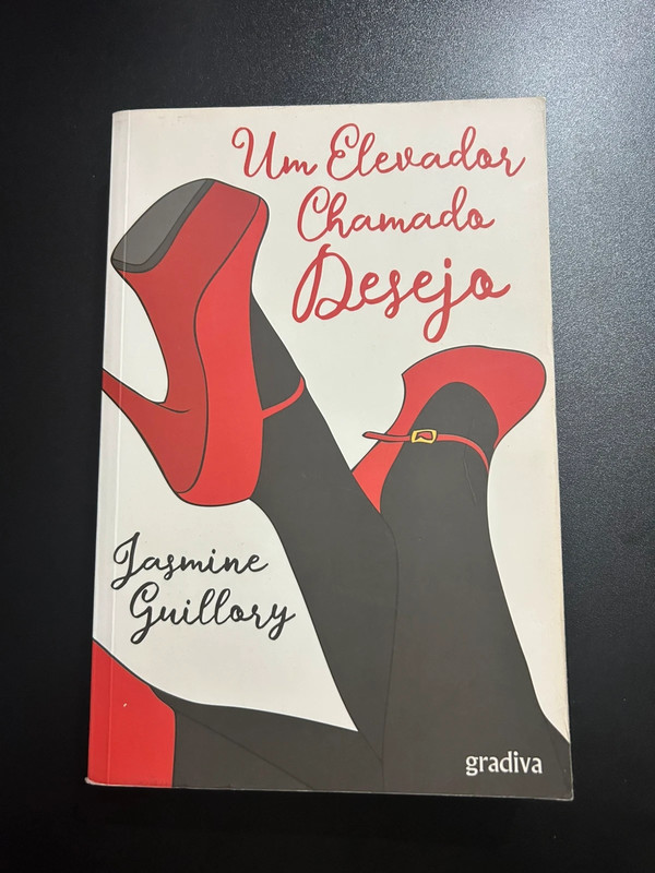 “Um elevador chamado Desejo” - Jasmine Guillory