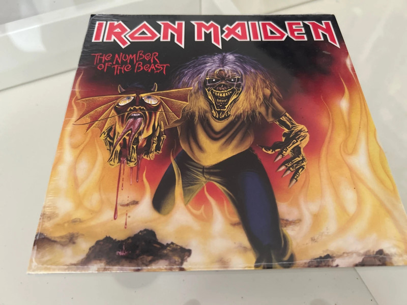 Iron Maiden the number of the beast 45 T