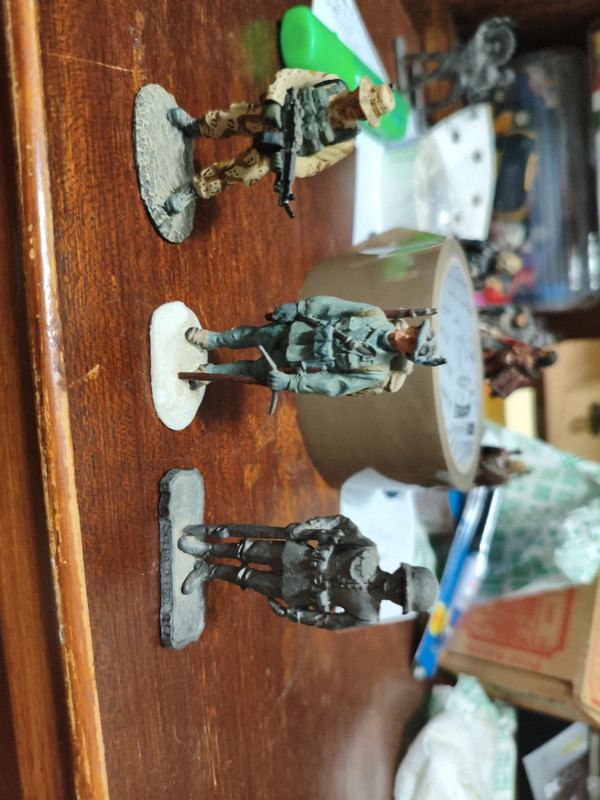 Minature