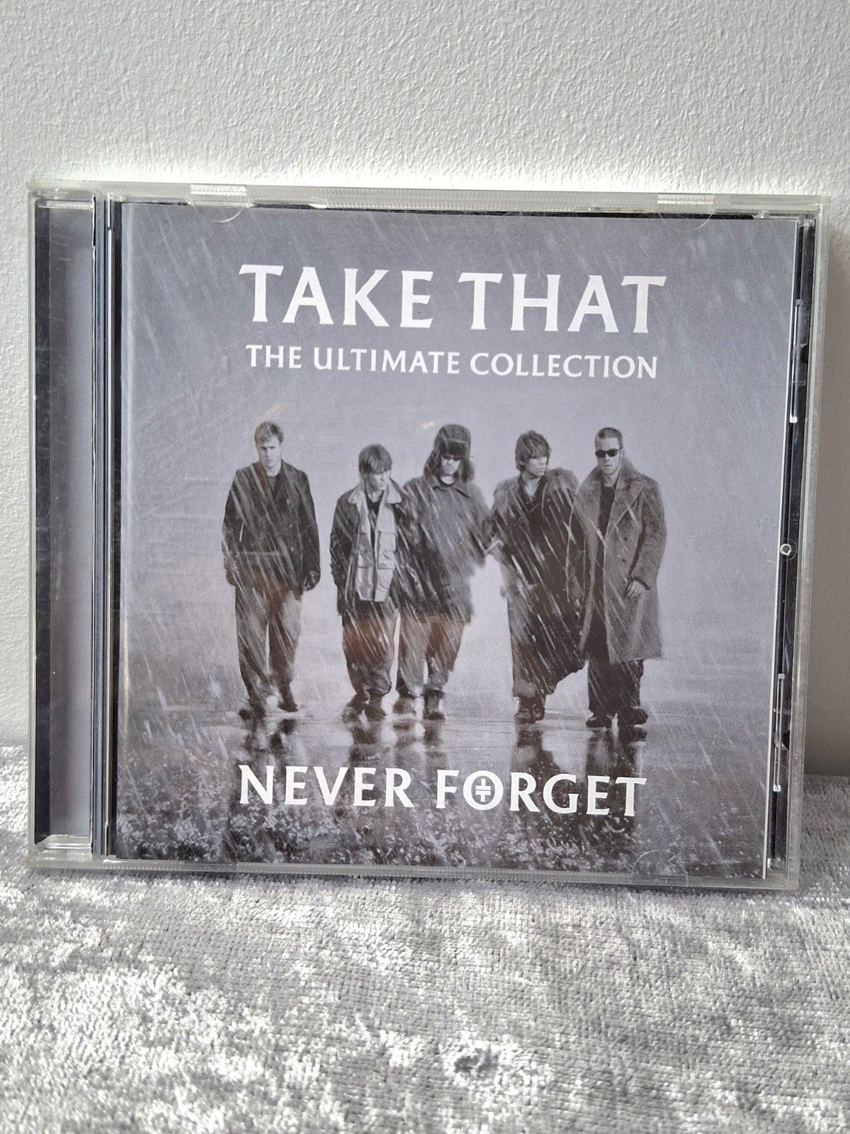 🎶 Take That The Ultimate Collection Never Forget CD Album 2005 🎶