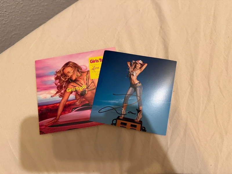 Zara Larrsson CD & signed ArtCard