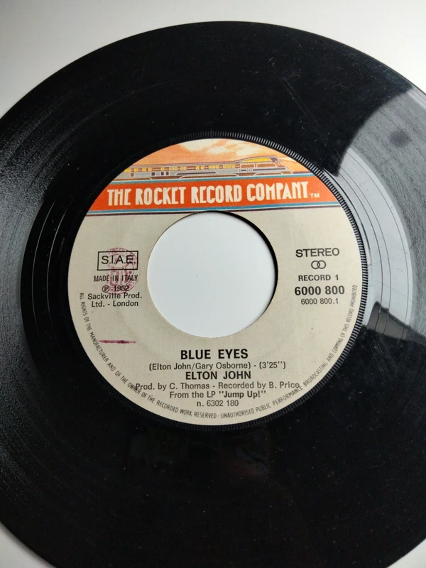 Vinile di Elton John del 1982