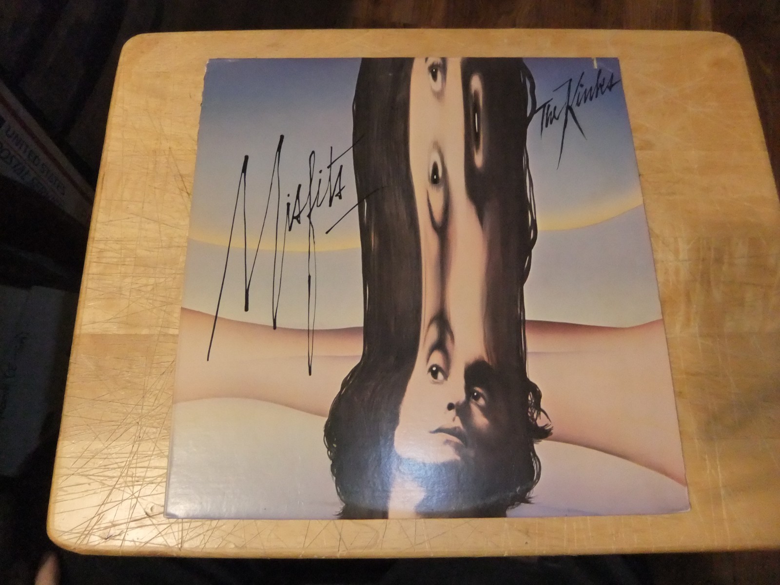 1978 The Kinks Misfits Vinyl Record W/POSTER LYRICS ARISTA VG+ GD+ COND TESTED
