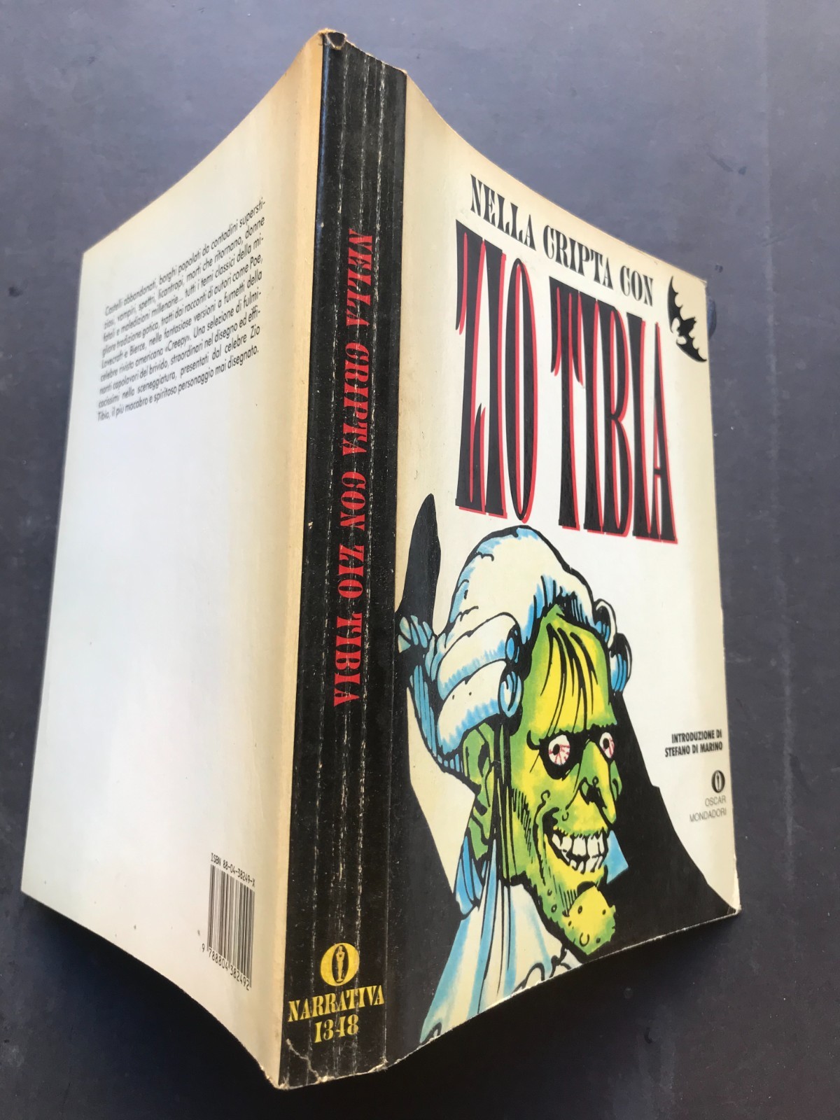 NELLA CRIPTA CON ZIO TIBIA, Mondaori Oscar  N1348, 1a ed. 1994