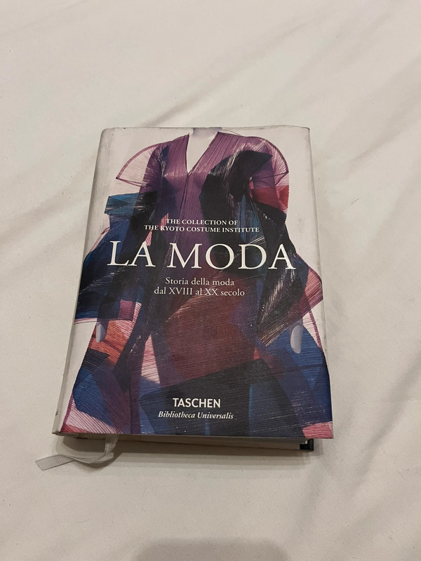 Libro La Moda