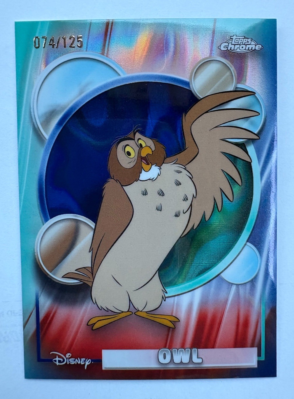 2026 Topps Chrome Disney /125 OWL #104 BLU SCURO/AZZURRO LAVA