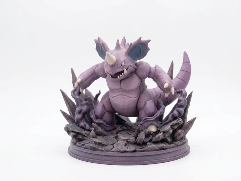 Diorama Pokemon Terra Desolata Nidoking