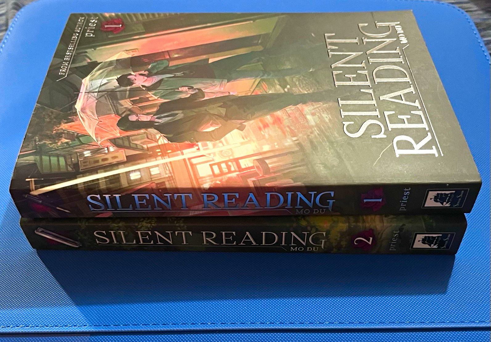Silent Reading (Mo Du) Vol 1-2 Edizione Speciale Softcover Sacerdote Inglese