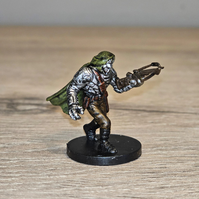 Dungeons & Dragons Miniatures – Dungeons of Dread 48/60 – Warforged Infiltrator – Uncommon