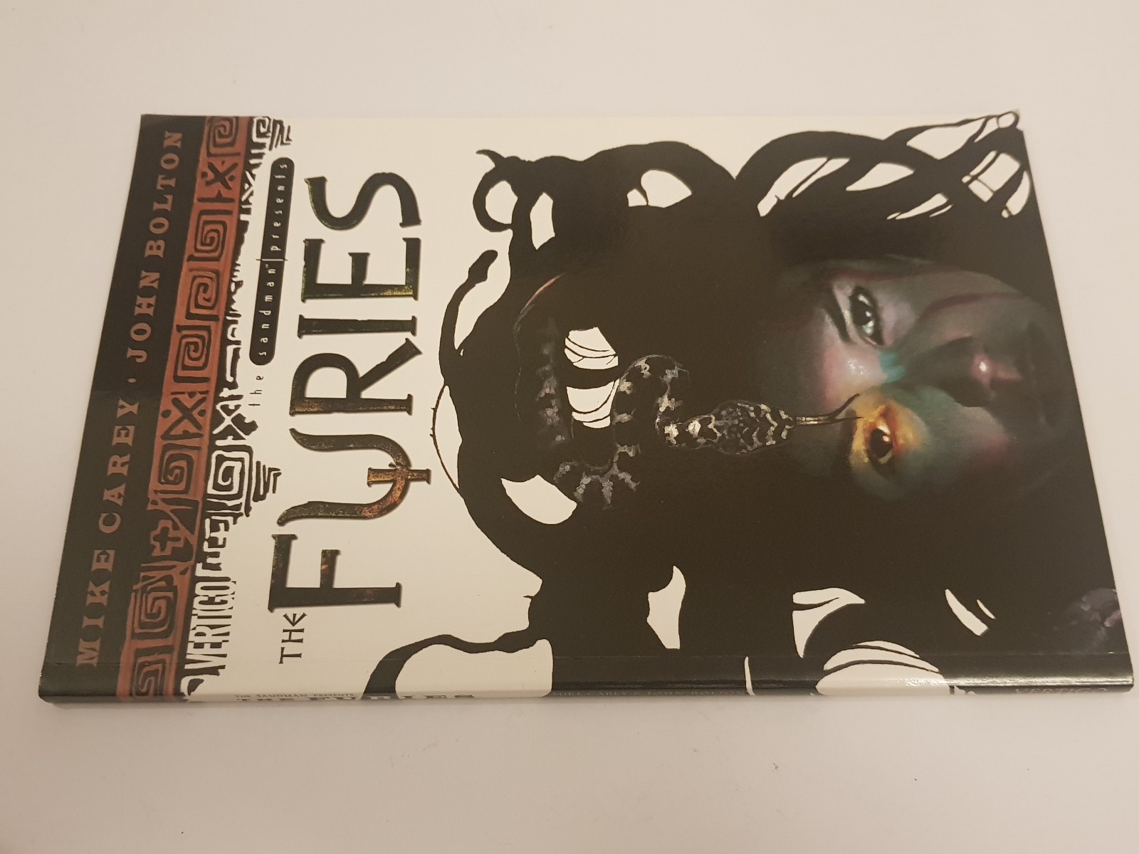 2002 Sandman Presents The Furies - Vertigo - Comic Book Graphic Novel