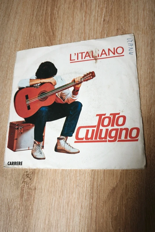 Petit vinyle vintage toto culugno