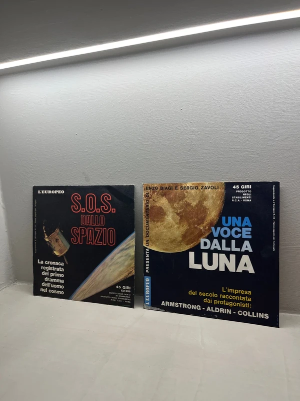 2 vinyl 7” sos dallo spazio/una voce dalla luna