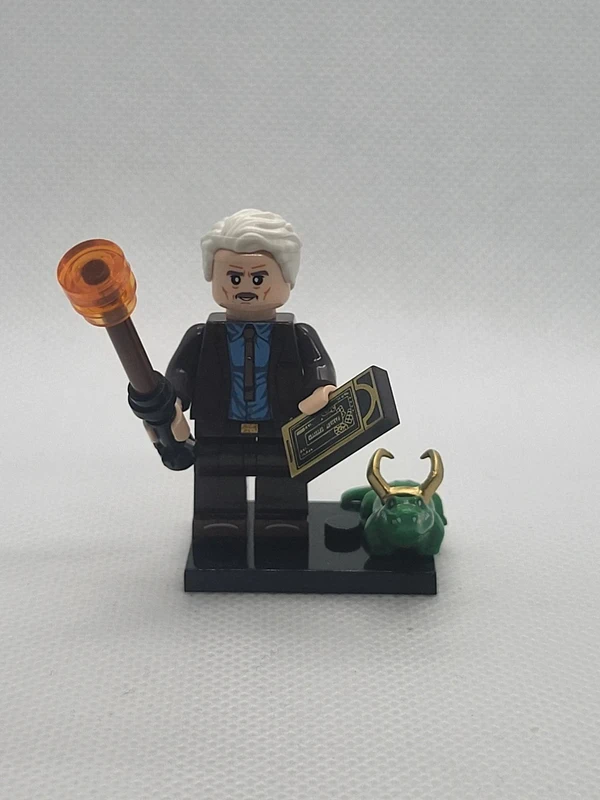 Personnage type Lego – Mobius m. Mobius (Lego-style Character – Marvel / Loki)