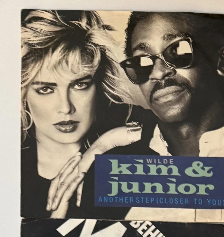 Vinyle 45 Tours (SP) - Another Step (Closer To You) - Kim Wilde & Junior