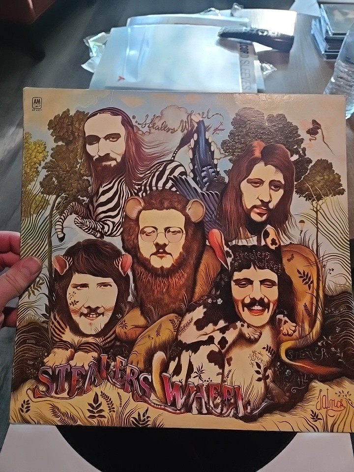 Stealers Wheel ~ Stealers Wheel ~ SP-4377 ~ 1972 LP RECORD Original A&M SP4377 