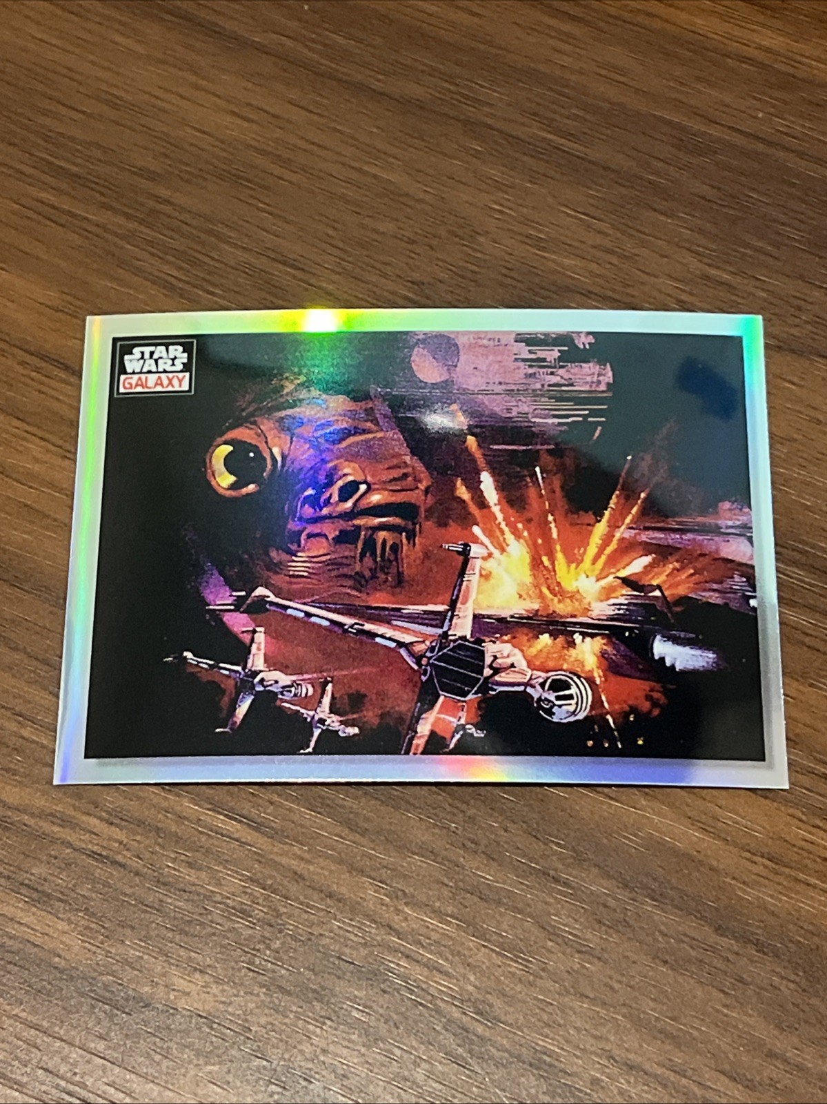 DAGLI OCCHI DELL'AMMIRAGLIO 2023 Topps Star Wars Galaxy Chrome RIFRATTORE #28
