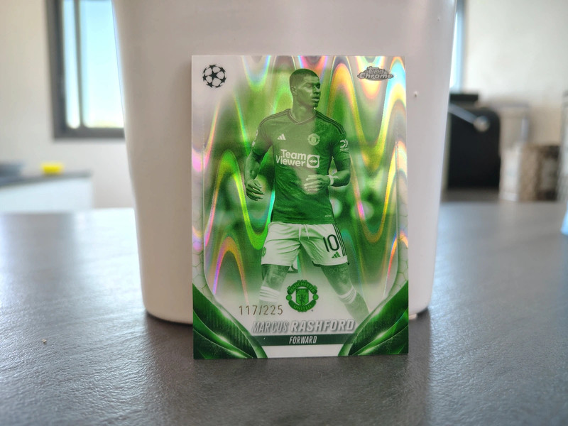 Marcus Rashford Green Wave /225 Topps Chrome UEFA Manchester United #117/225