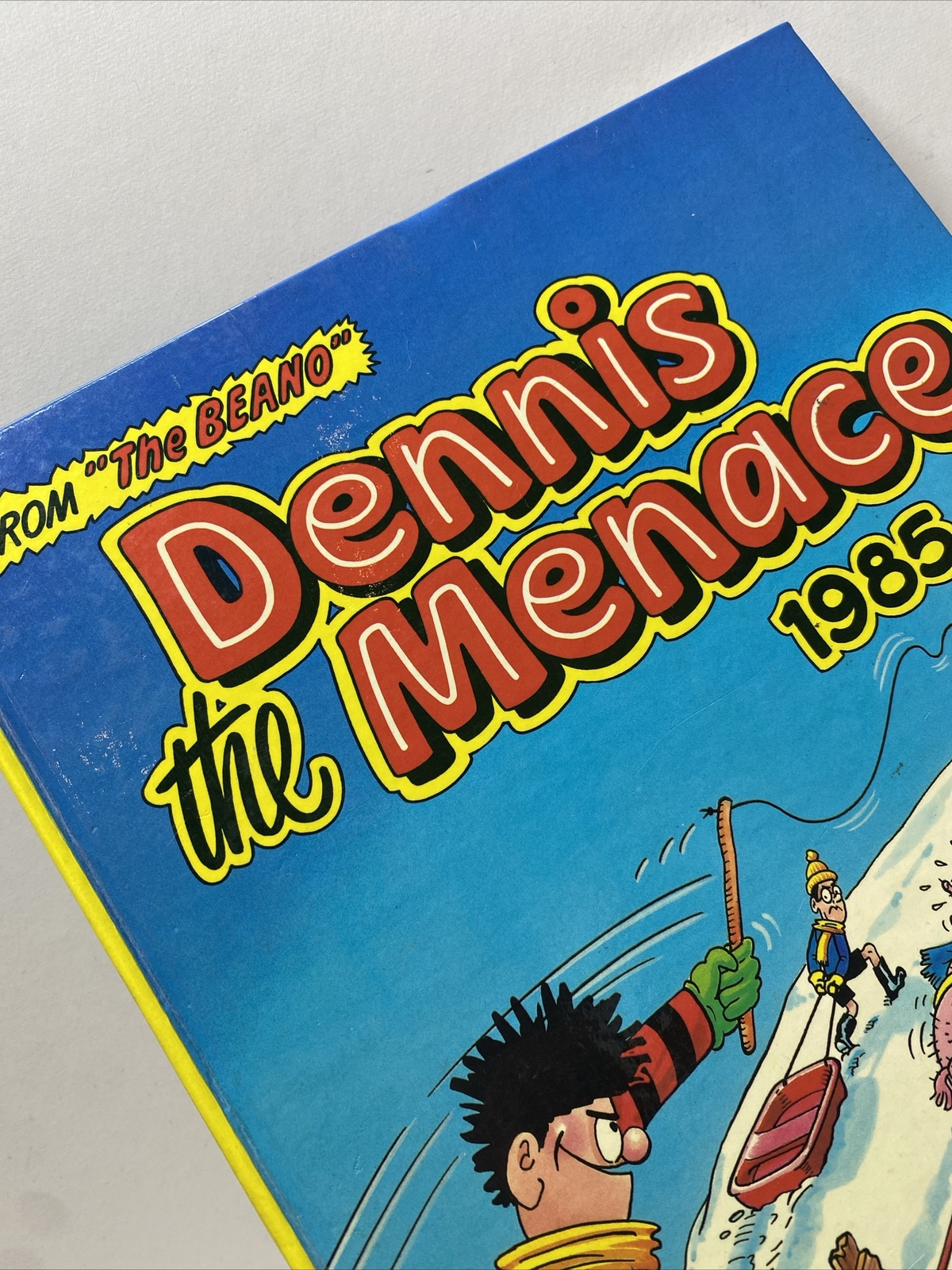 Dennis The Menace Annual 1985 - vintage / nostalgic gifts (Beano)