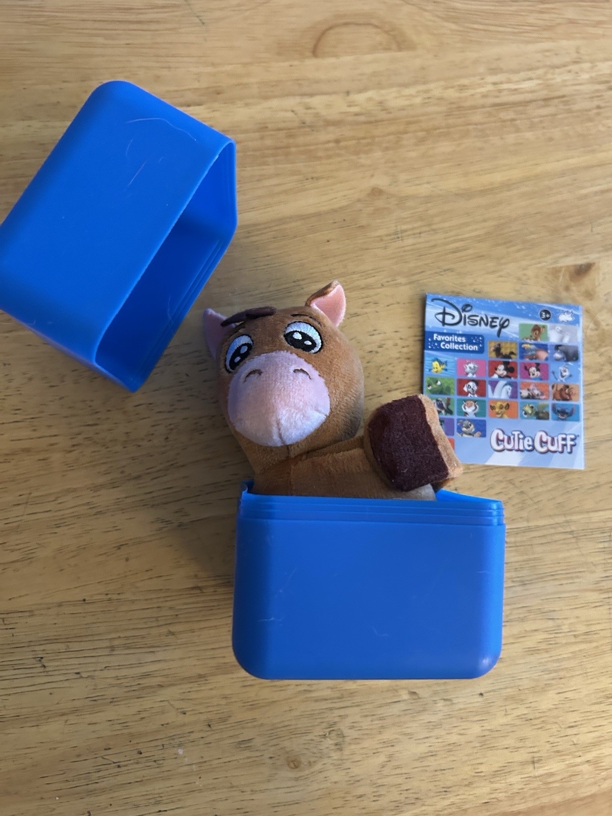 *NUOVO* Bracciale Disney&Bullsitoy Cutie Cuff Slap Band Serie 3 - Bullseye