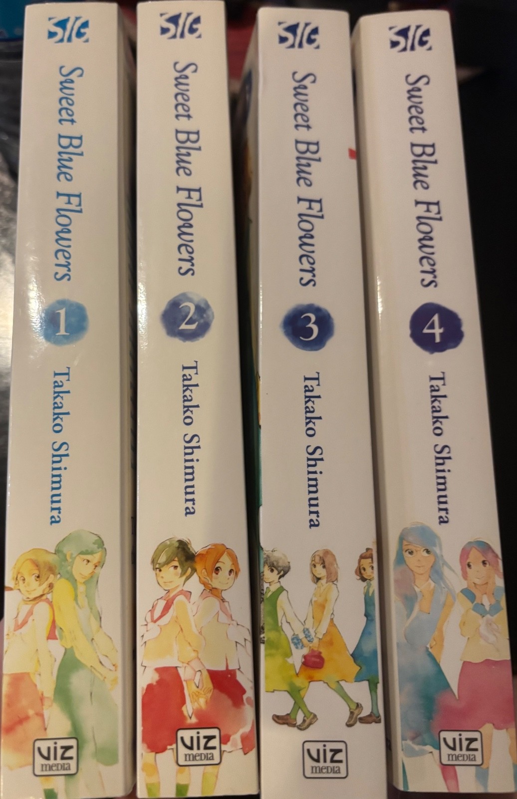 Sweet Blue Flowers yuri manga volumi inglesi 1-4 cofanetto