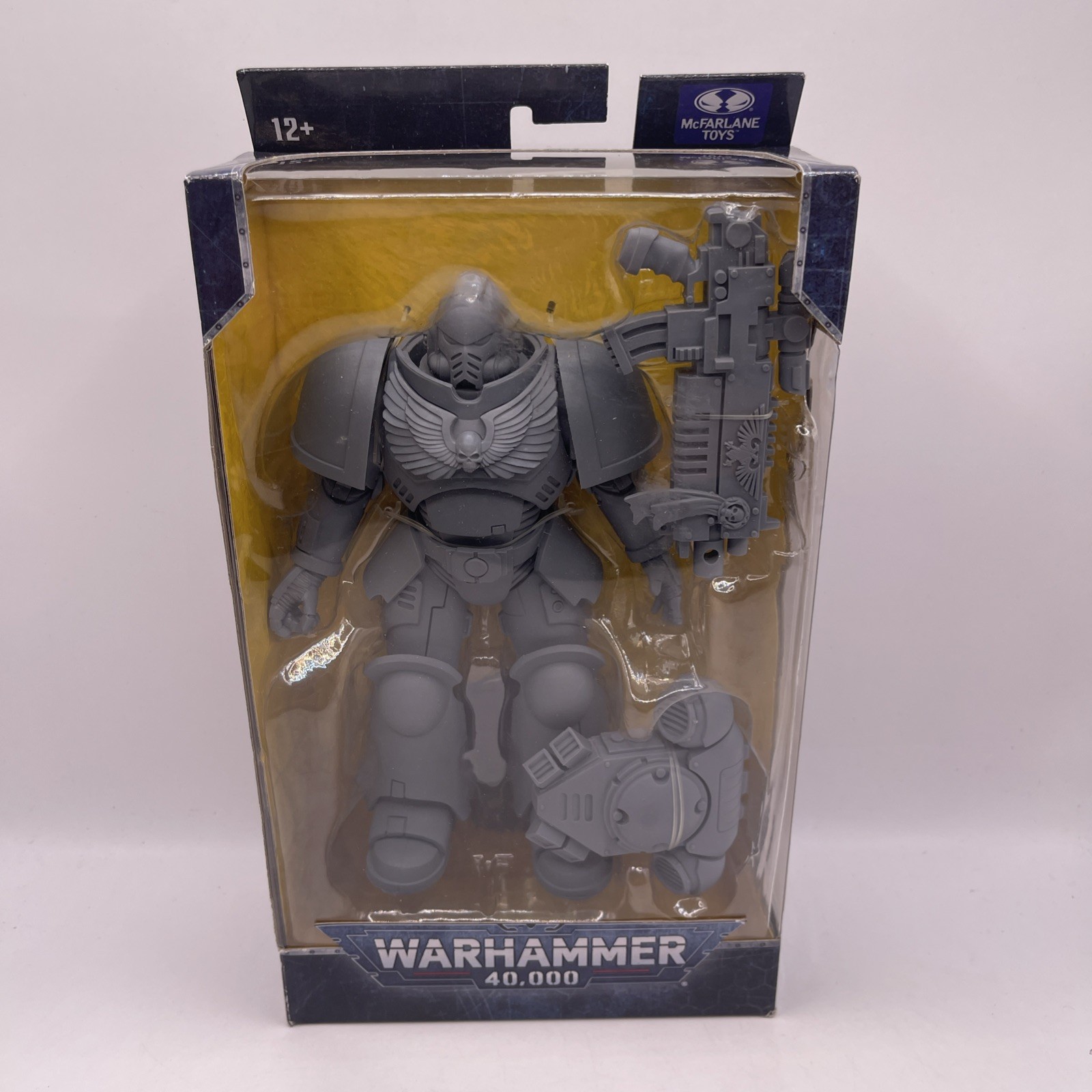 McFarlane Toys 40k non dipinto Space Marine Primaris Intercessor