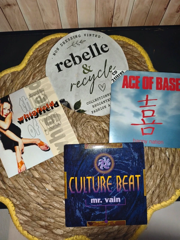 Lot 3 CD Singles 2 Titres Dance 90s - Ace of Base / Culture Beat / Whigfield