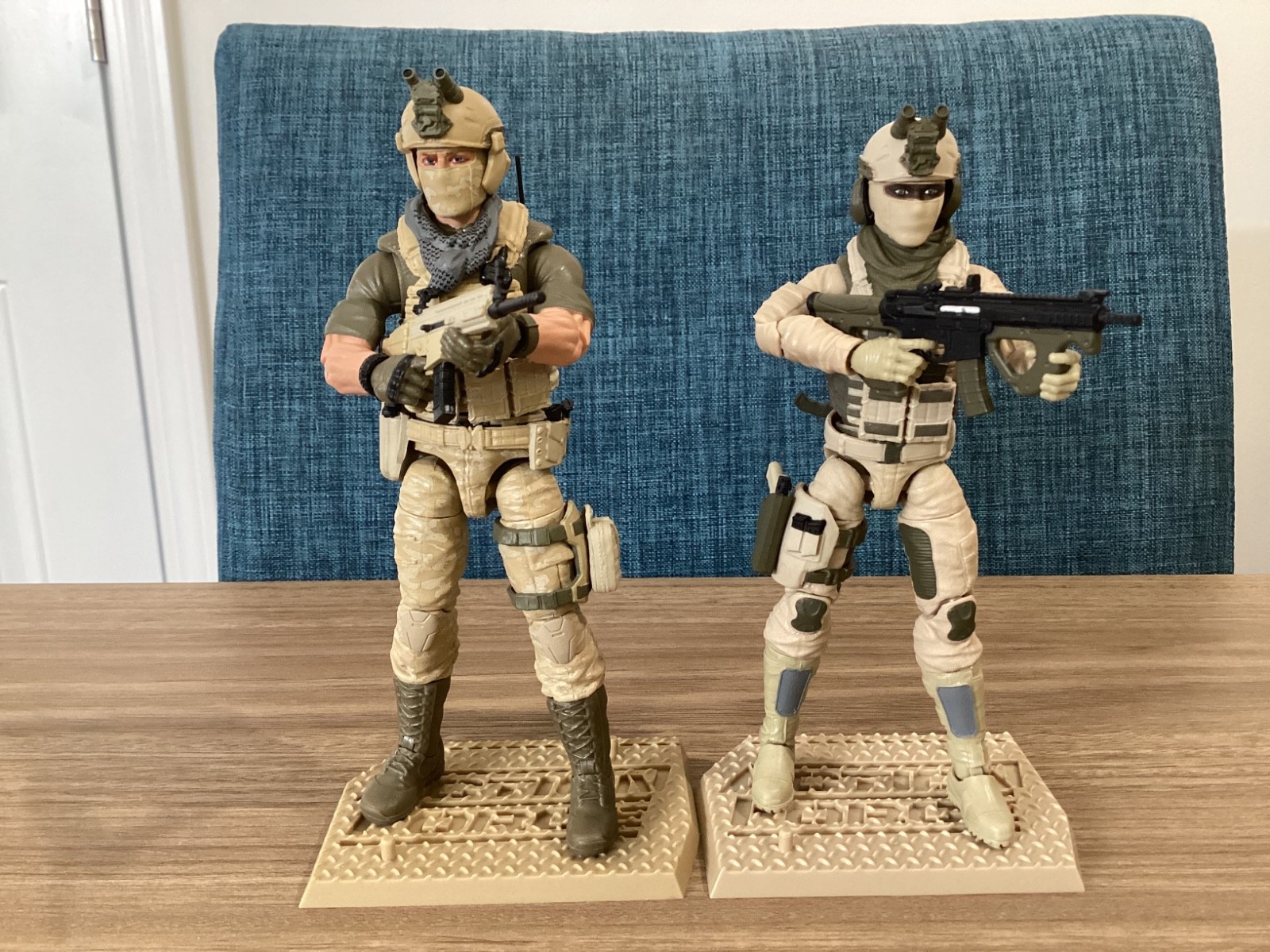 Valaverse Action Force Desert Condor & Female Desert Republic Guard Trooper