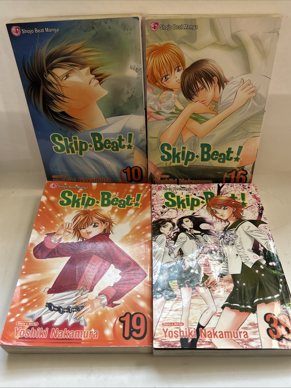 Skip Beat Manga lotto di 4 libri di Yoshiki Nakamura (volumi 10,16,19,38) Shojo