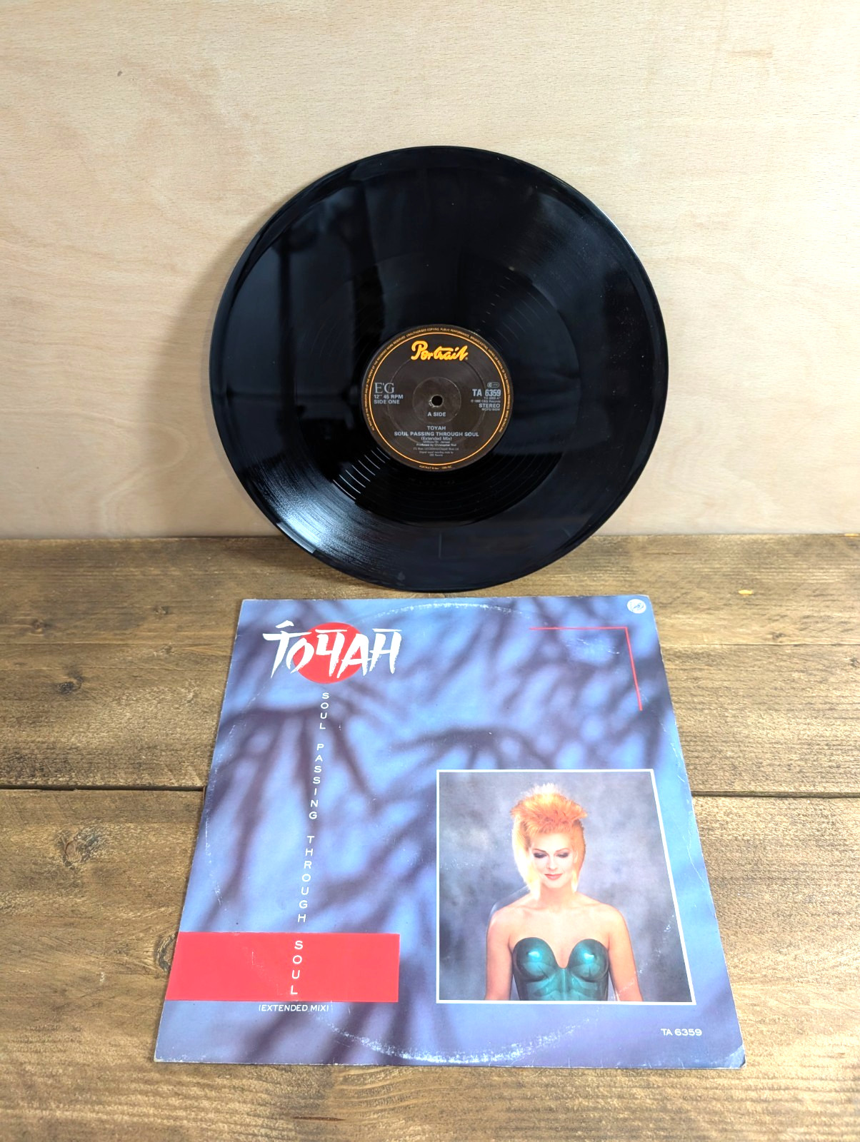 Toyah – Soul Passing Through Soul (Extended Mix) 12" Vinyl Single