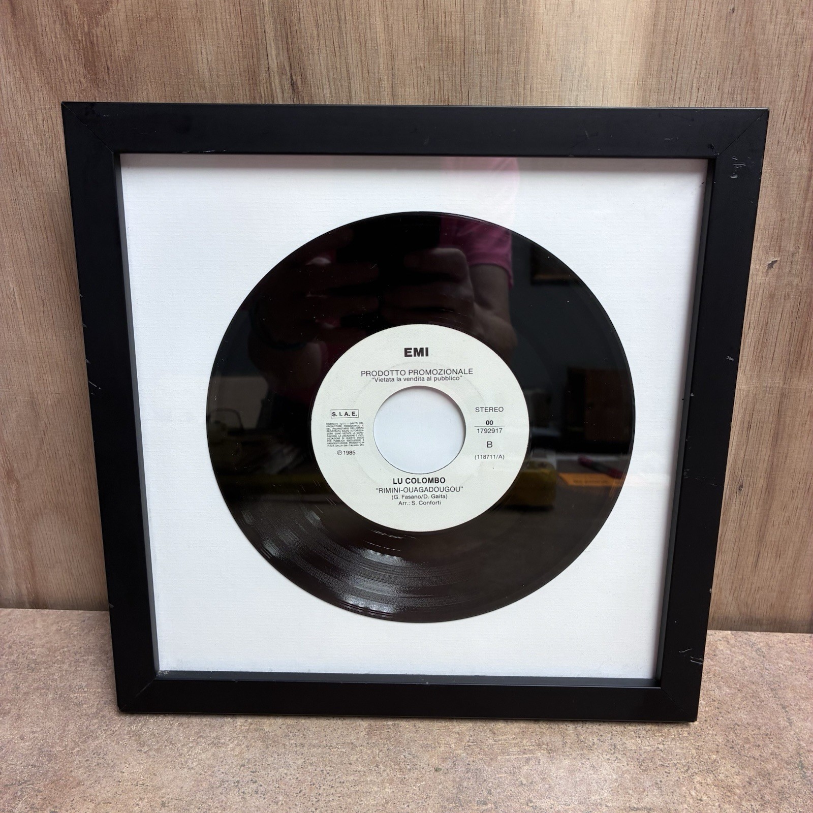 Framed 7” Vinyl Record Lu Colombo Rimini-Ouagadougou 1985 Italian EMI Promo