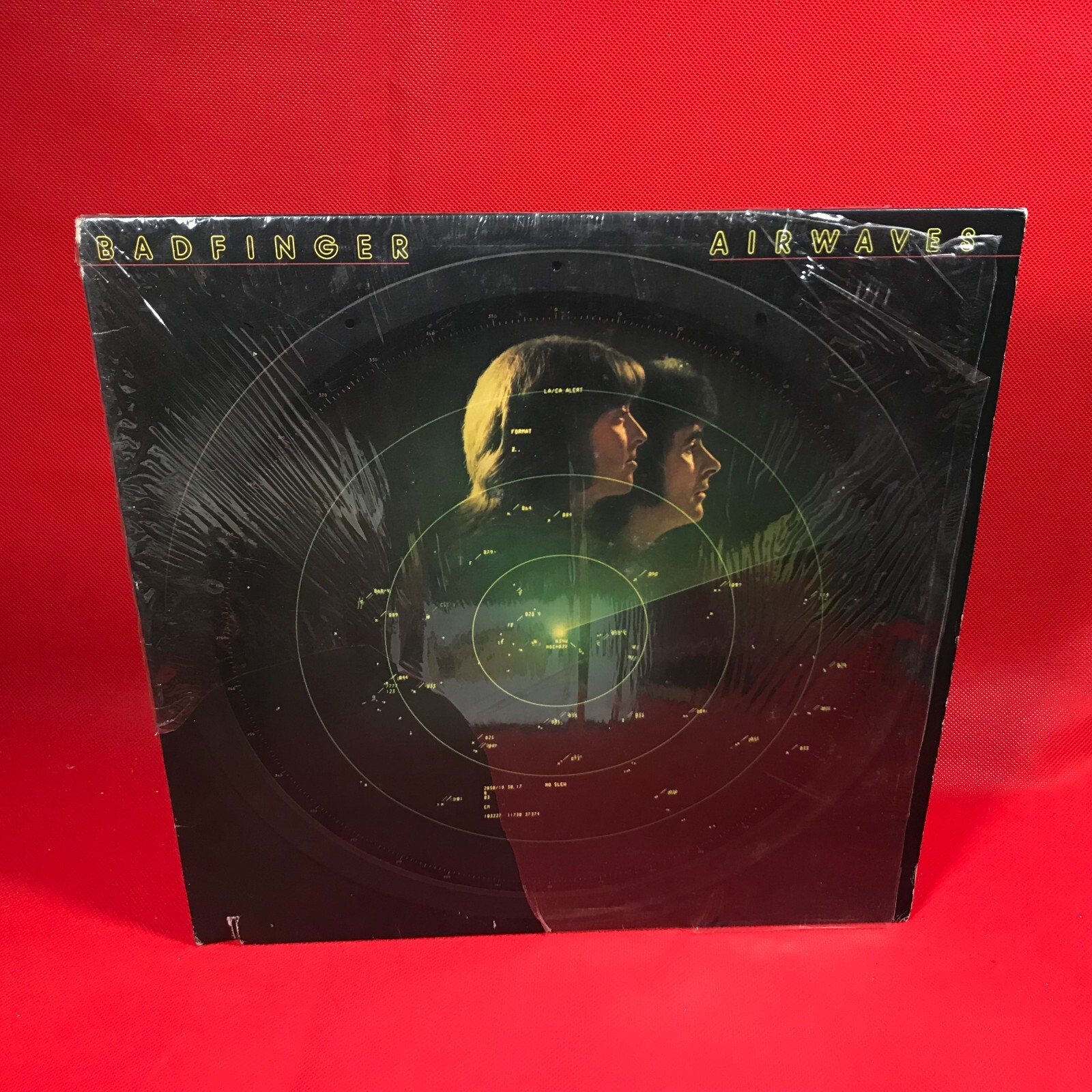 BADFINGER Airwaves 1979 USA vinyl LP +  inner Lost Inside Your Love Tom Evans