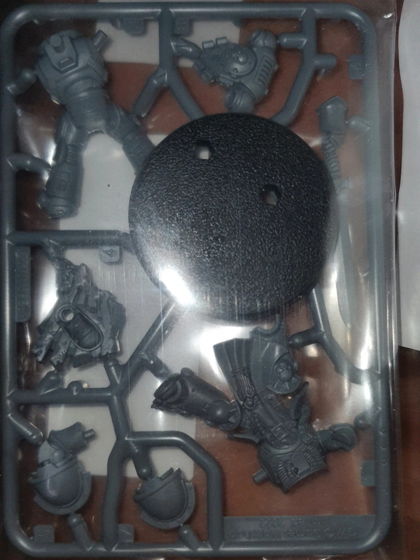 Warhammer 40k primaris company champion