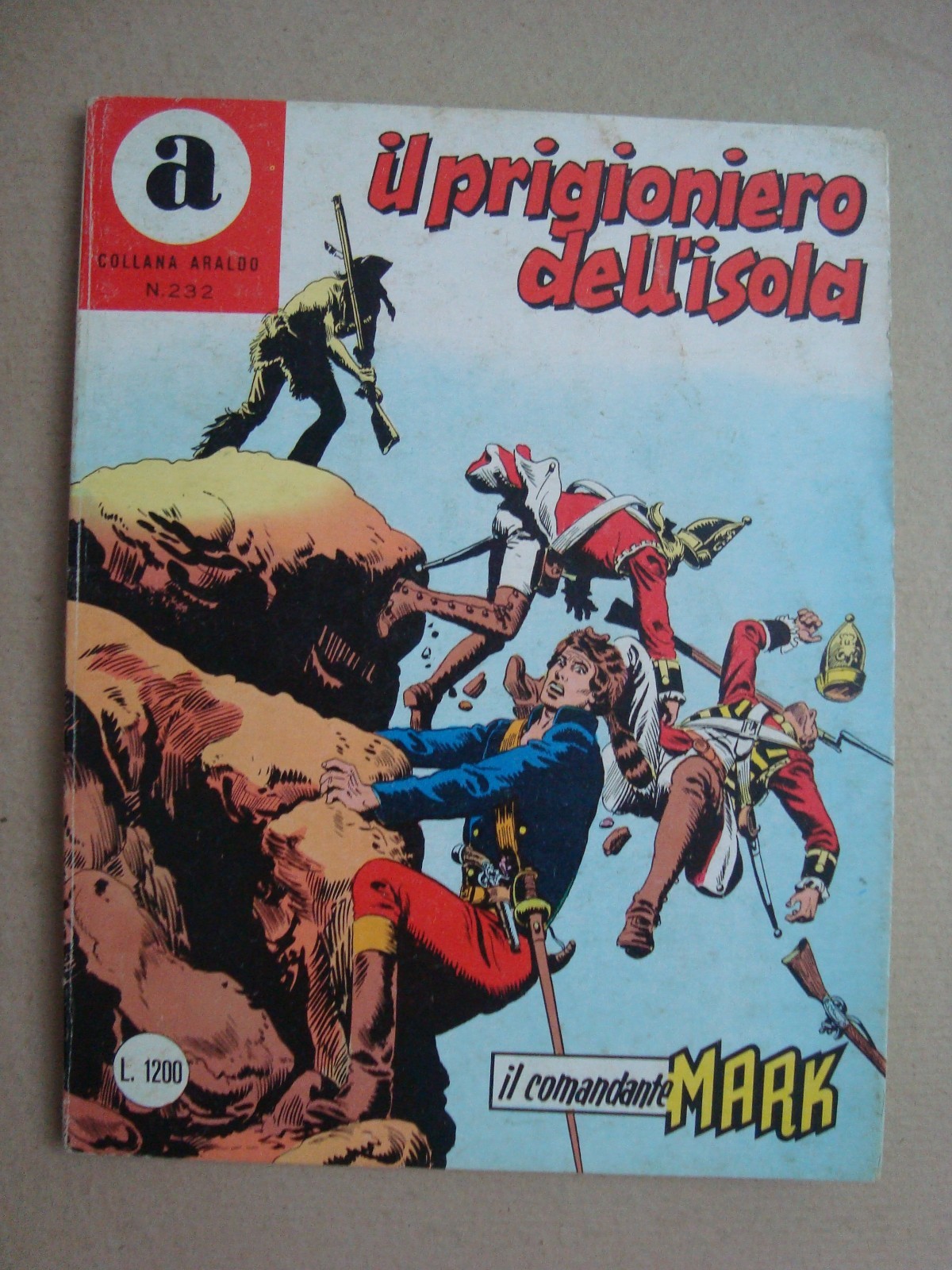 collana araldo comandante mark n° 232 ed.araldo 1985