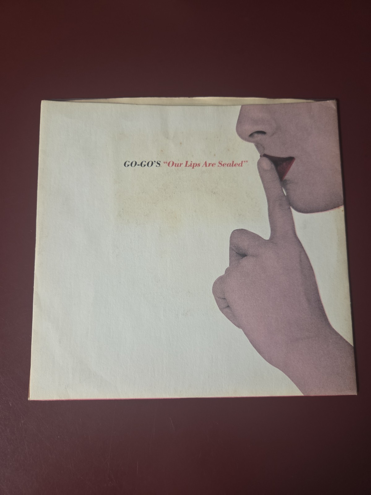 GO - GO,S   45   SINGLE, OUR LIPS ARE SEALED  / SURFING AND SPYING