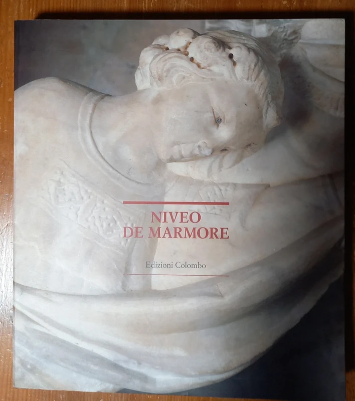 Niveo de marmore