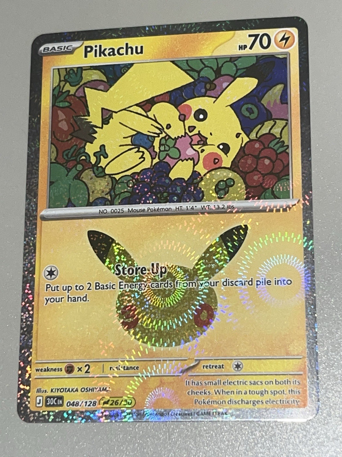 Pokémon Pikachu 048/128 CostmoHolo Raro - Timbro 26/30 30° Anniversario