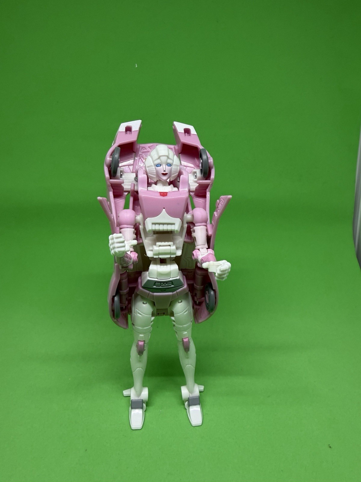 Figurina Takara Tomy Transformers Studio Series SS-92 Arcee dal Giappone