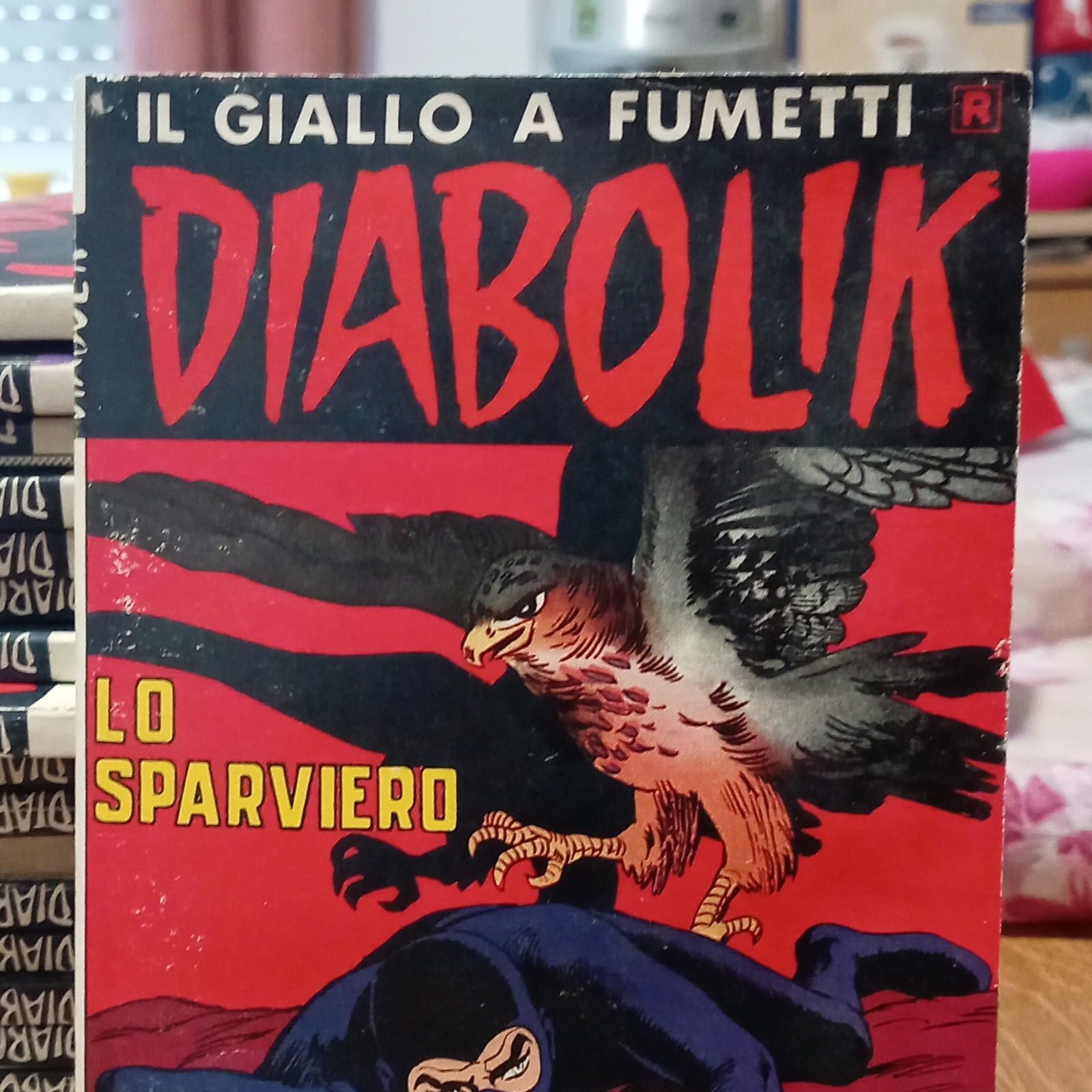 Diabolik Il giallo a fumetti n. 215 Lo sparviero Astorina 1987