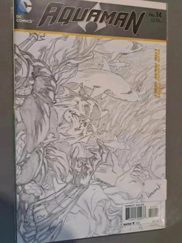 Aquaman Issue 14 - Ivan Reis Wraparound Sketch Variant