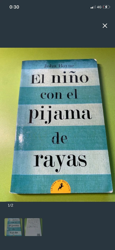 El niño con el pijama de rayas