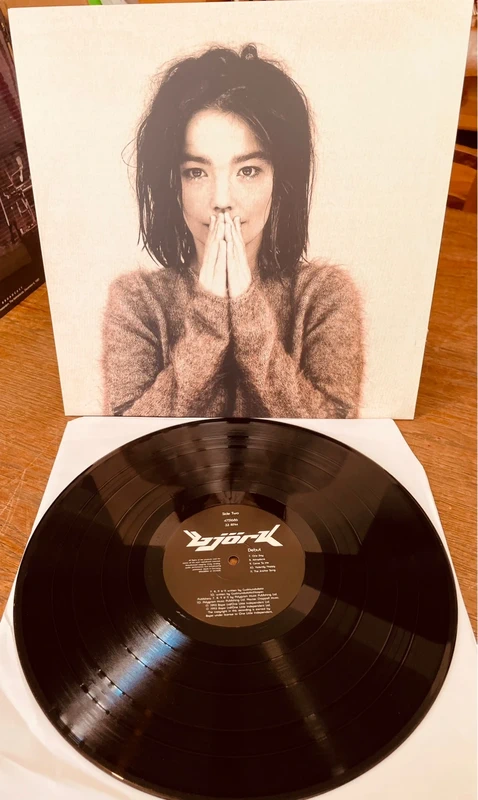 Vinyle 33T Björk - Debut (État Neuf)